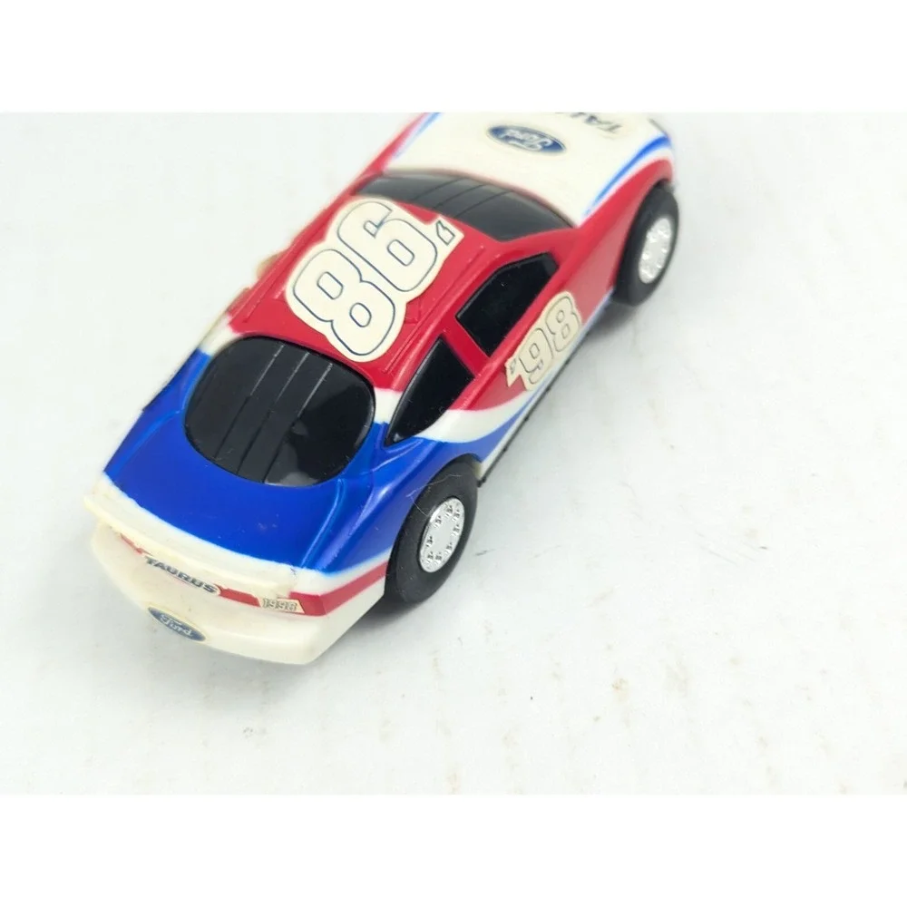 Artin Slot Car 1998 Ford Taurus Red White Blue 1:43 Stock Car - Picture 4 of 6
